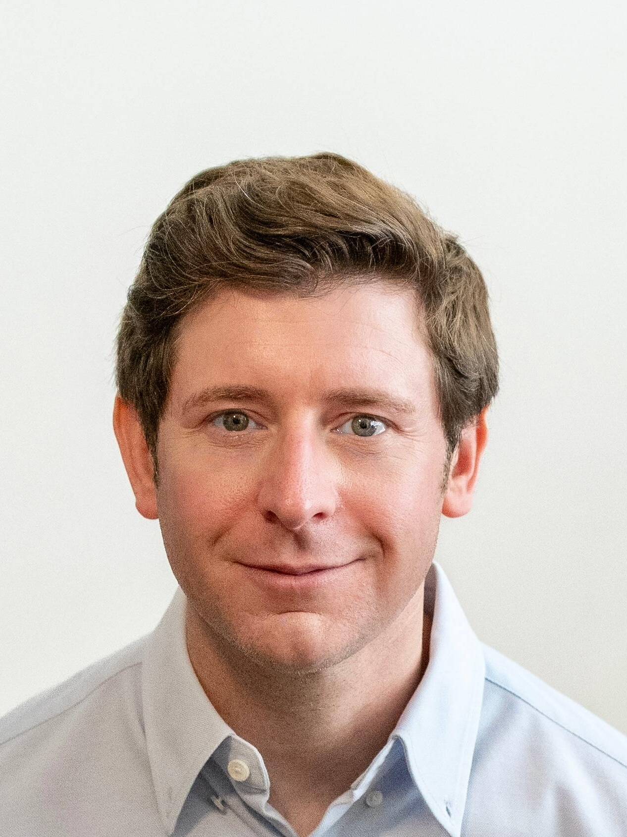 kurt herzer headshot