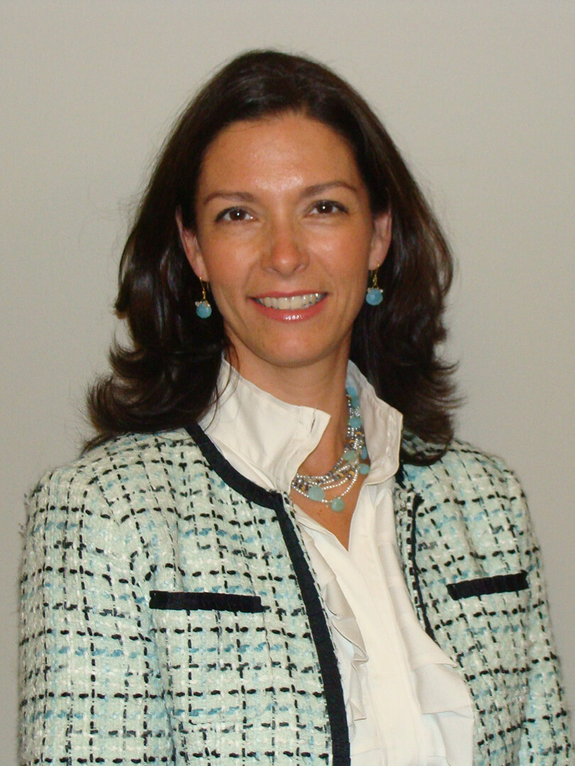 Tina Grande Headshot